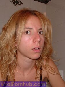 Hot Amatuer Stella Nudes