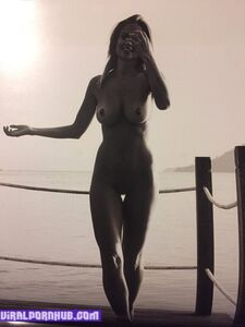 Genevieve Morton Nude Photos Leaked