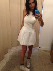 Super Model Emily Ratajkowski Nude Leaks