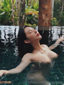 Hitomi Songyuxin Aka Syx_hitomi Nude Boobs And Big Booty Onlyfans Leaks Photos