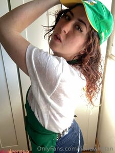 Rionawhelan Nude Boobs And Booty Leaks Onlyfans Album