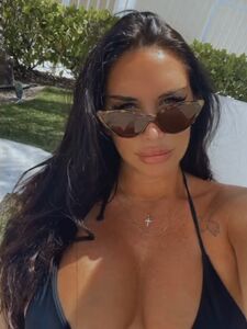 Nicole McNair milf