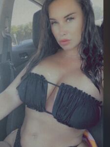 Nicole McNair milf
