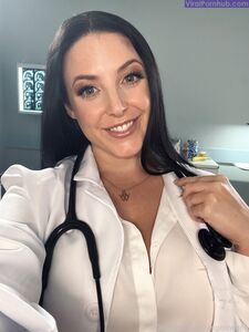 Angelawhite Onlyfans Latest Nude Photo Leaks