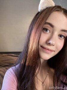 arilaviee Onlyfans Latest Nude Photo Leaks